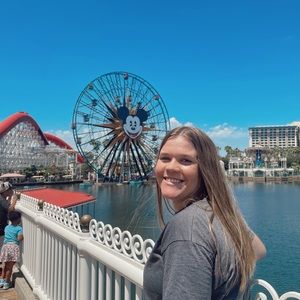 Meet your Posher, Sonia